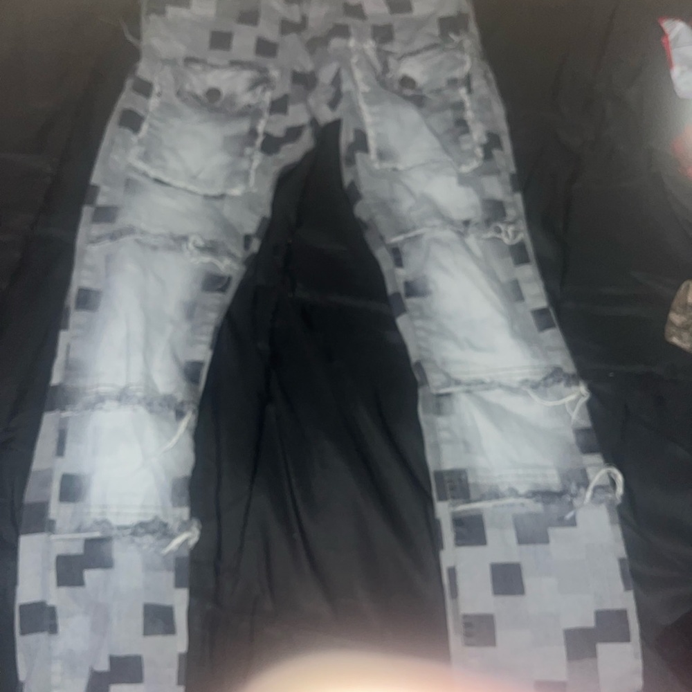Gray Distressed Patchwork Jeans - image 2